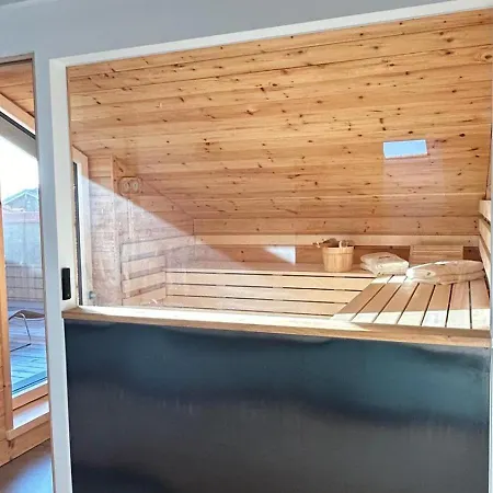 Apartamento Chiemgauloft , 5 Sterne Am Chiemsee *