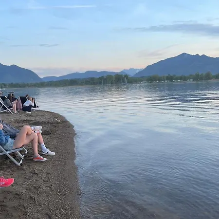Chiemgauloft , 5 Sterne Am Chiemsee דירה Übersee