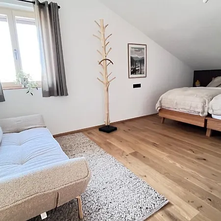 Chiemgauloft , 5 Sterne Am Chiemsee Апартаменты